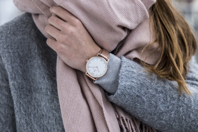 Die „Campina Rose Metallic Leather“ wertet jedes Outfit auf. Copyright: Kapten & Son